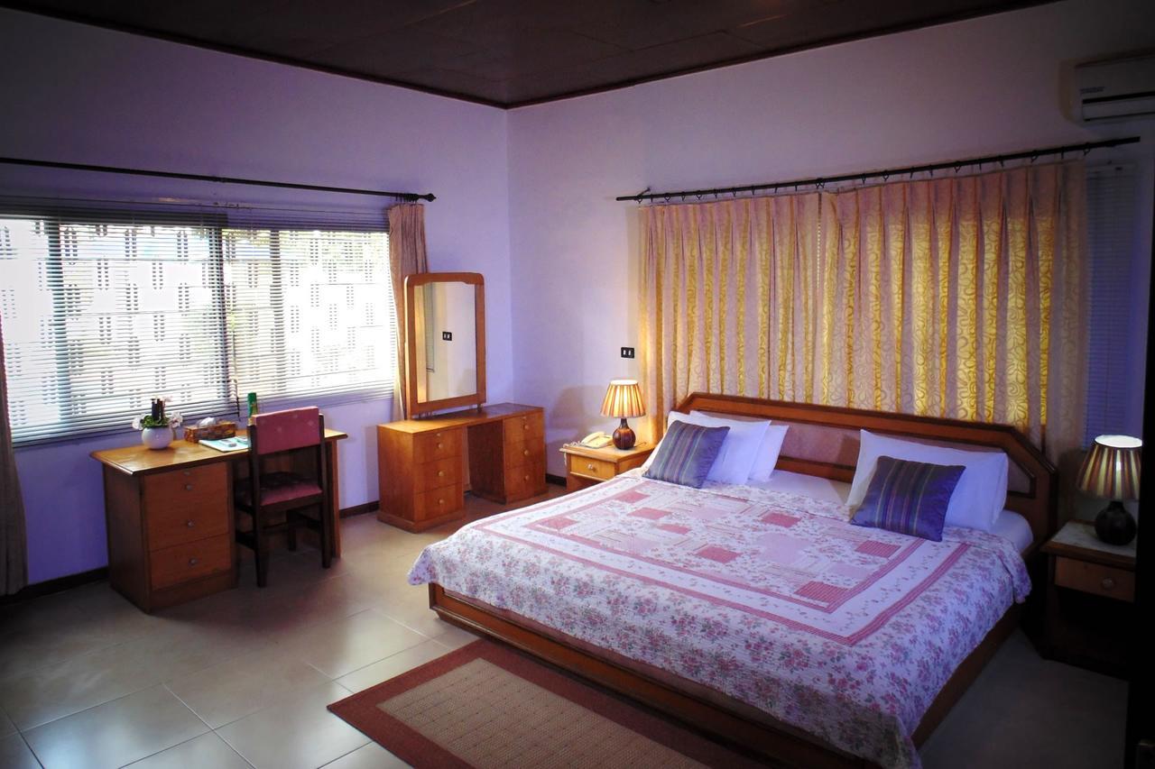 Lavender Lodge Hotel Accra Exterior foto