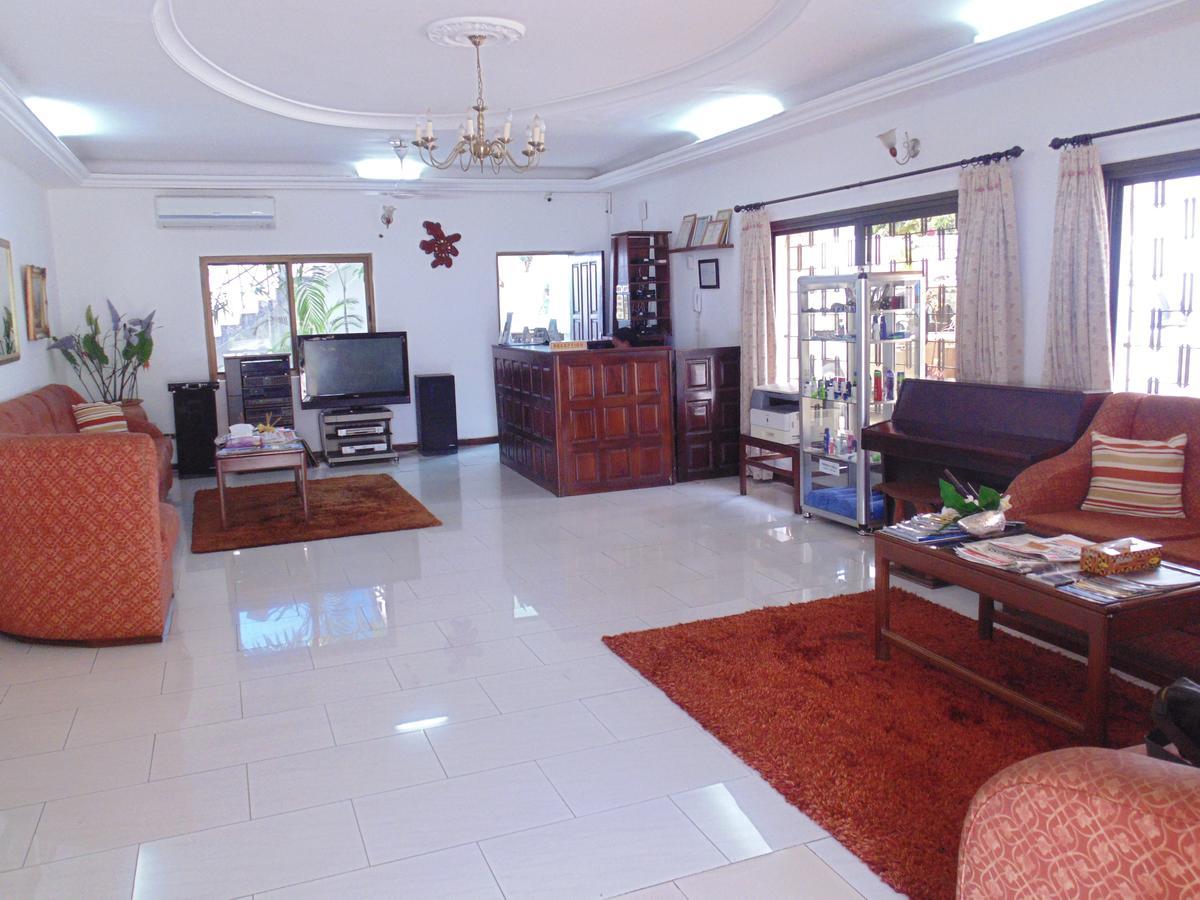 Lavender Lodge Hotel Accra Exterior foto