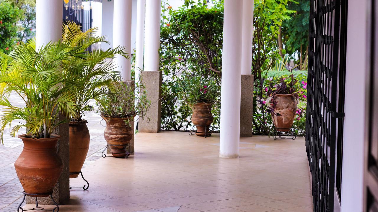 Lavender Lodge Hotel Accra Exterior foto