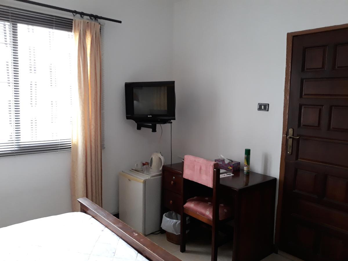 Lavender Lodge Hotel Accra Exterior foto